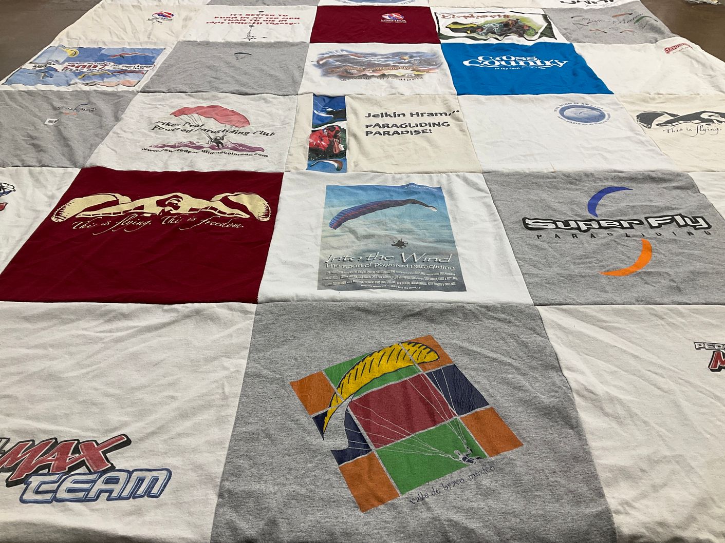 T-shirt quilt with paragliding, extreme sports themes by Troy from TX
