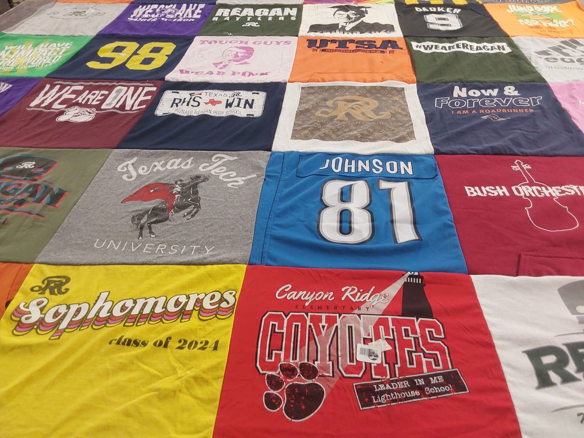 T-shirt quilt featuring canyon ridge coyotes by Saloni from TX