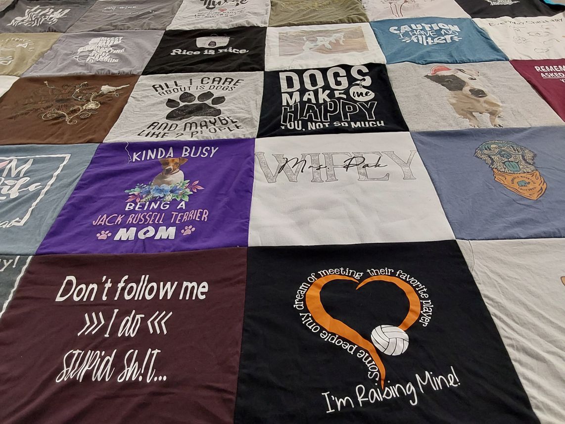 T-shirt quilt with dogs, jack russell terriers themes by Anna from CA