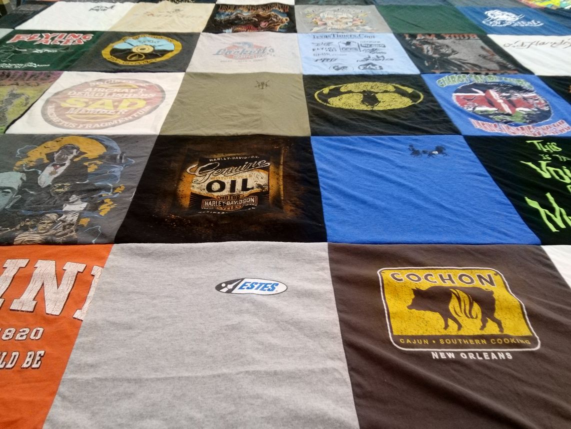 T-shirt quilt from university by Benjamin from FL