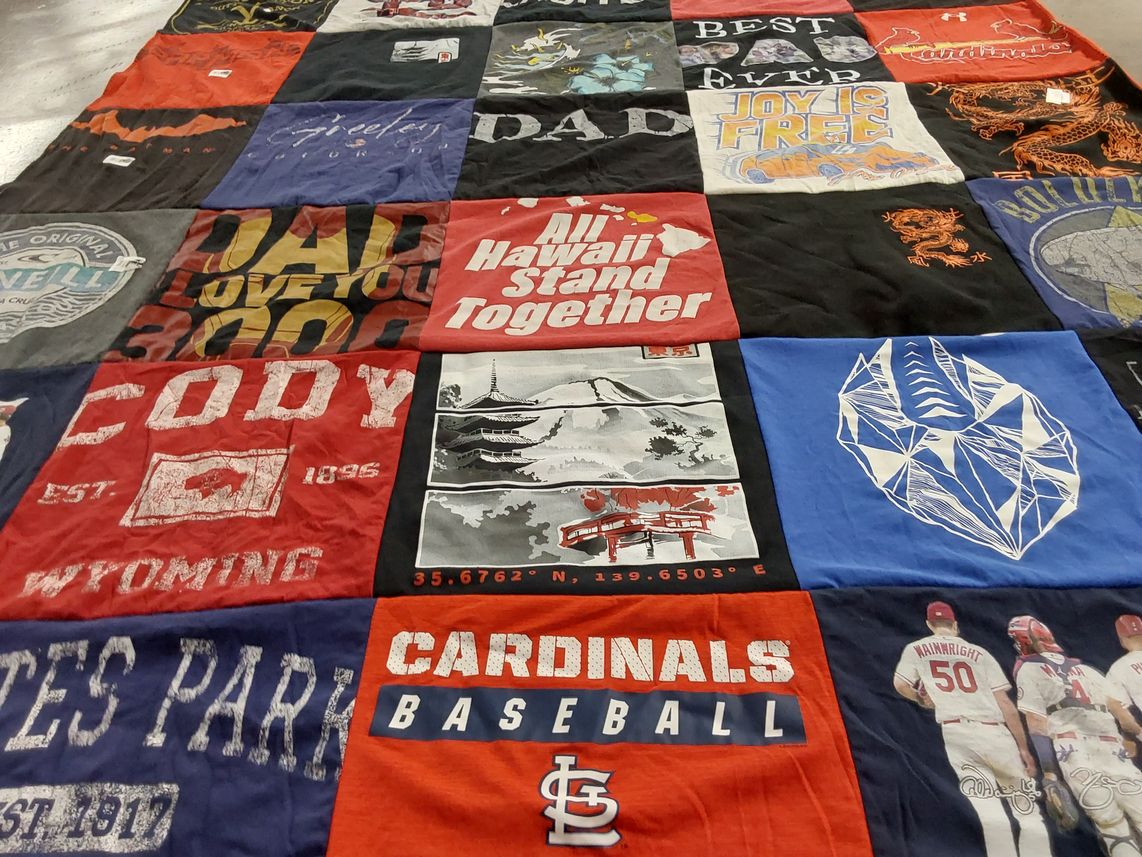 T-shirt quilt featuring st. louis cardinals baseball by Patrick from MO