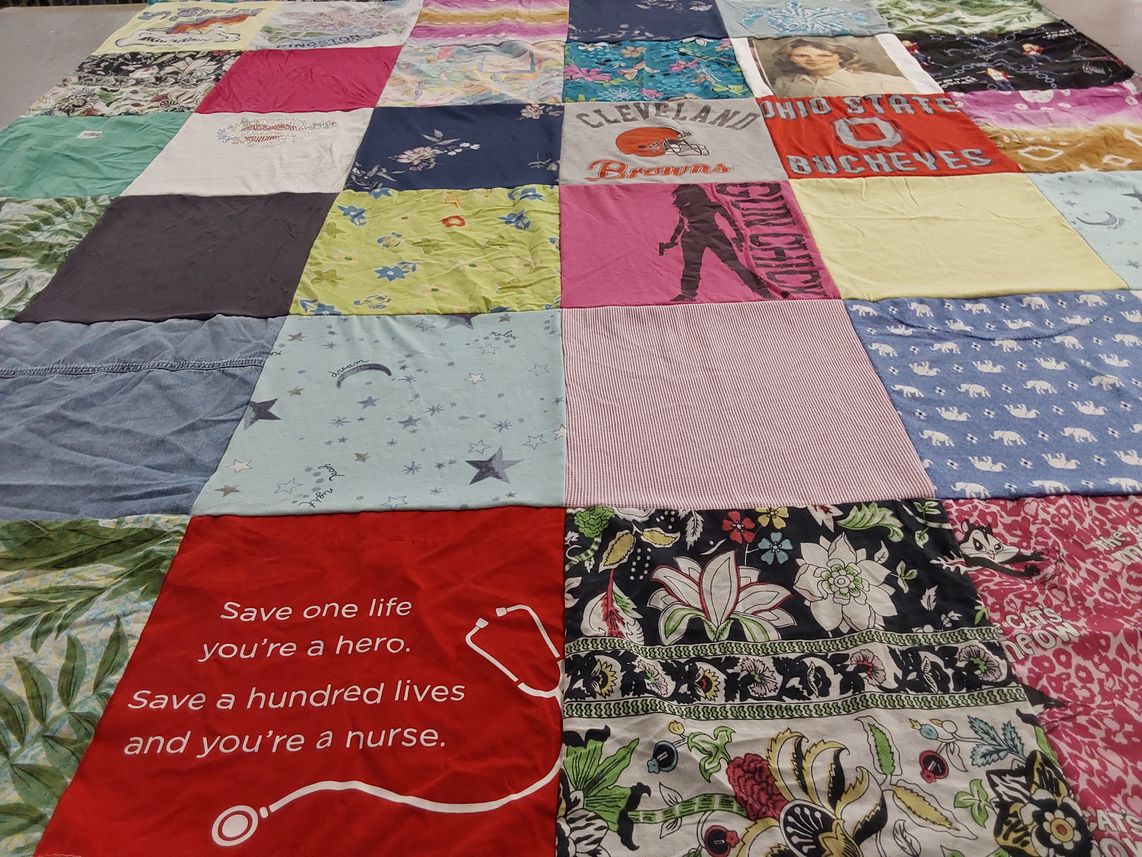 T-shirt quilt featuring cleveland browns by Jesemy from OH