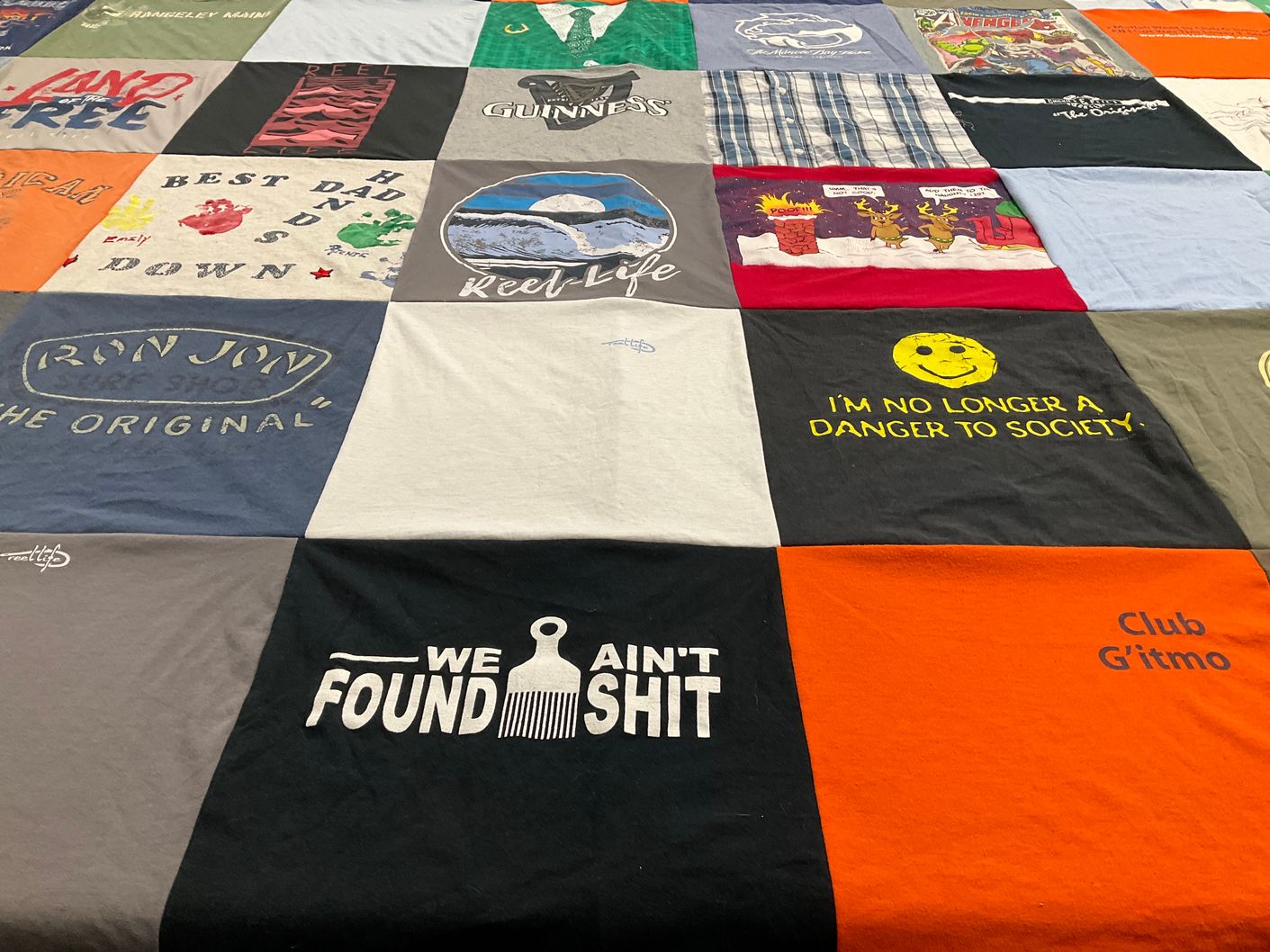 T-shirt quilt with surfing themes by Richard from PA