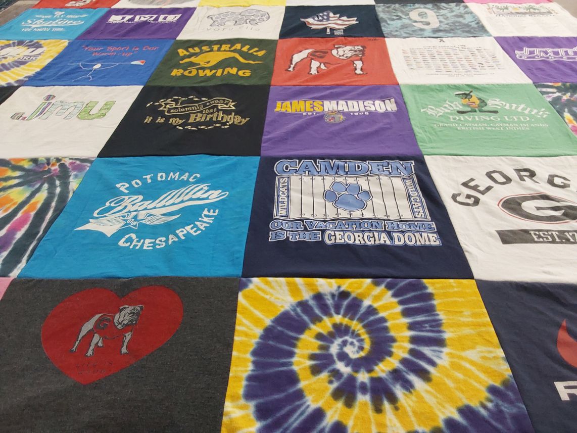 T-shirt quilt featuring georgia bulldogs by KaraLynne from VA