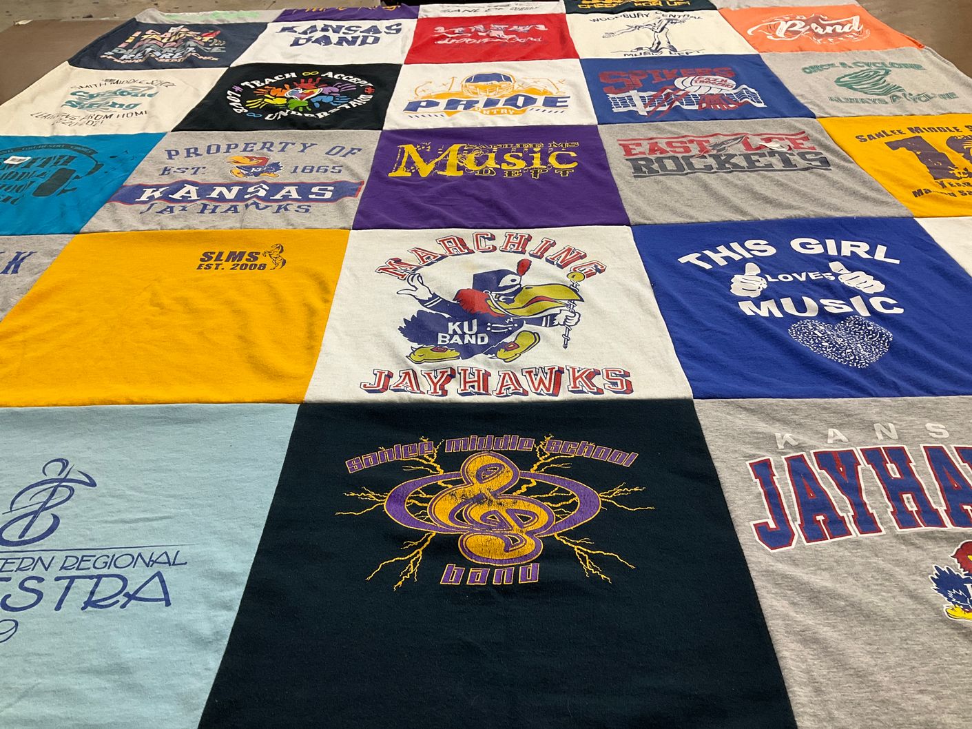 T-shirt quilt featuring kansas jayhawks by Robin from NC