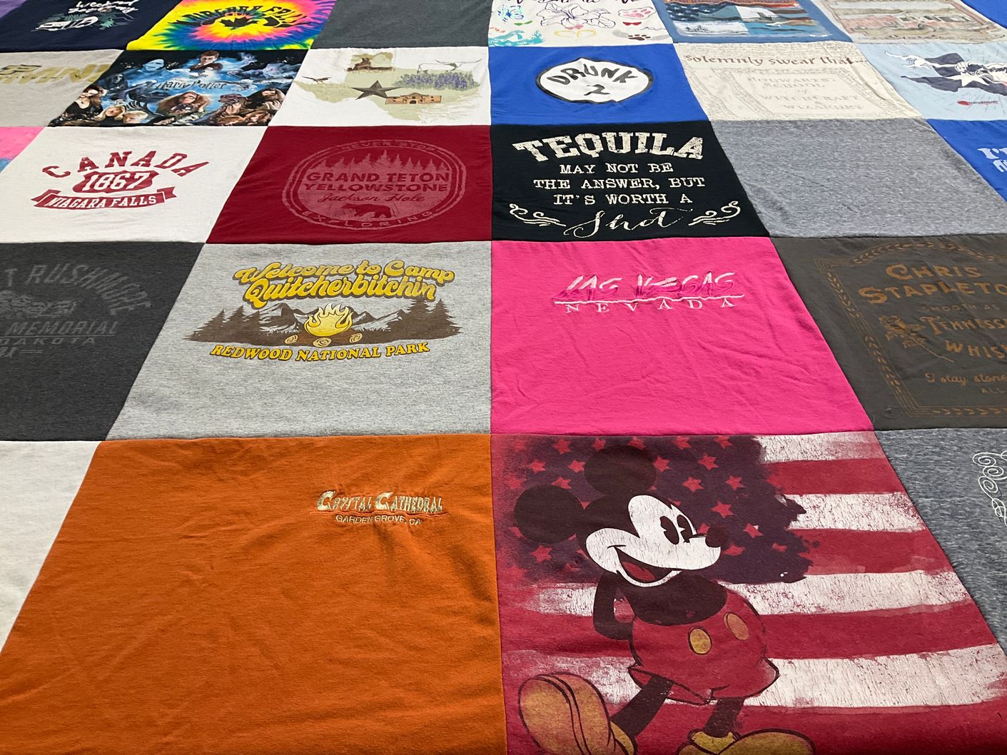 T-shirt quilt with travel, national parks themes by Diana from IN