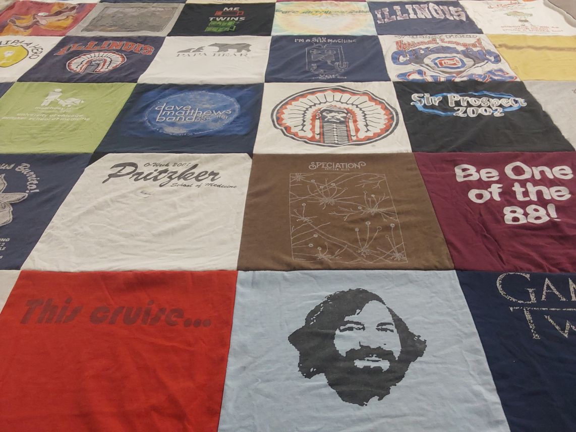 T-shirt quilt from university of illinois by Martin from IL
