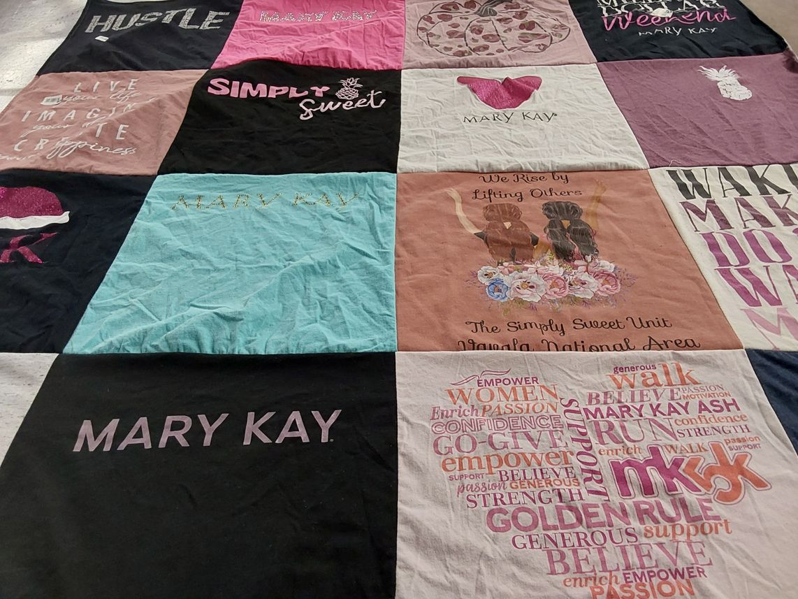 T-shirt quilt with beauty, empowerment themes by DONNA from MD