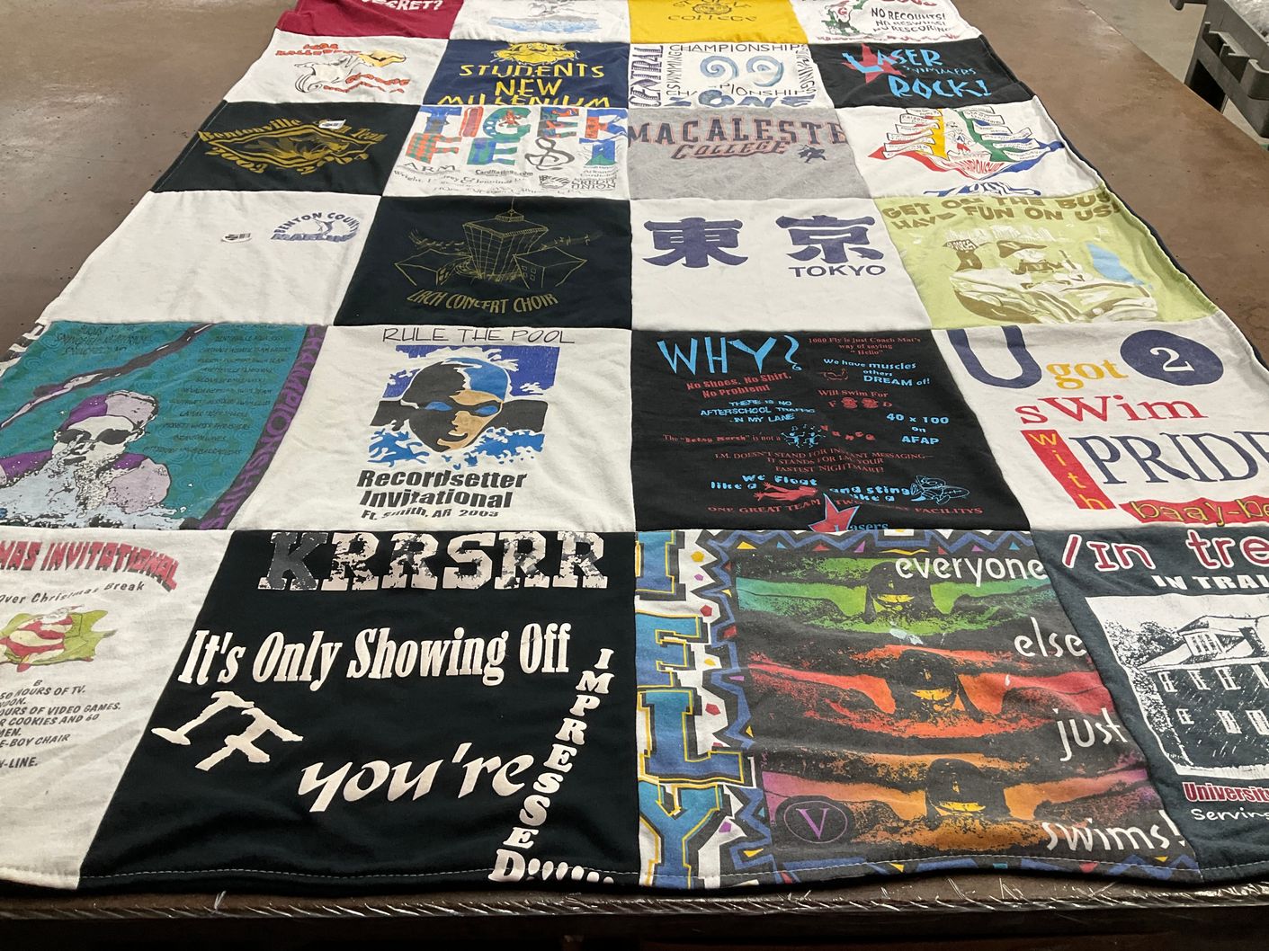 T-shirt quilt from macalester college by Kelsey from AR