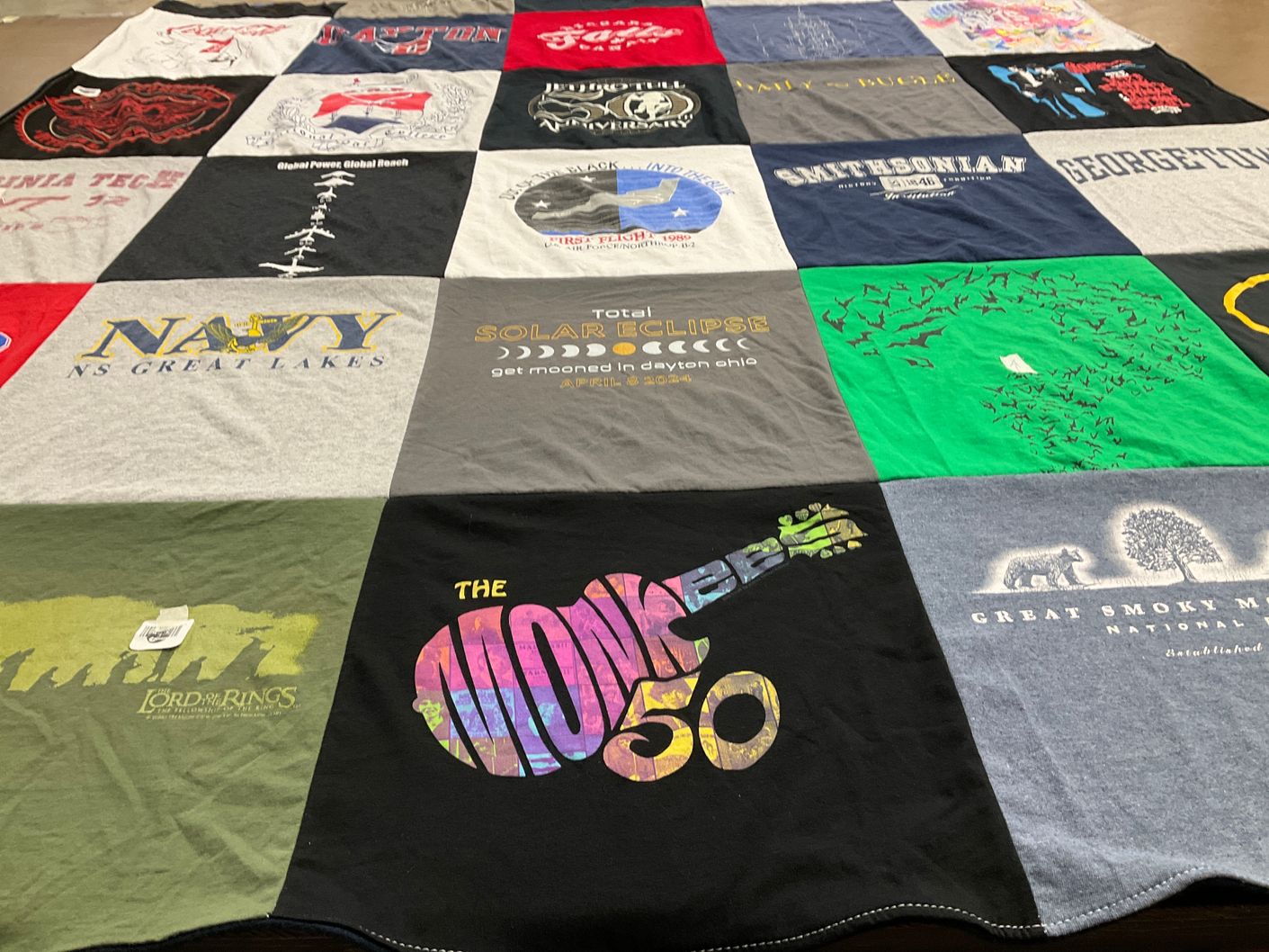 T-shirt quilt from georgetown university by Doug from OH