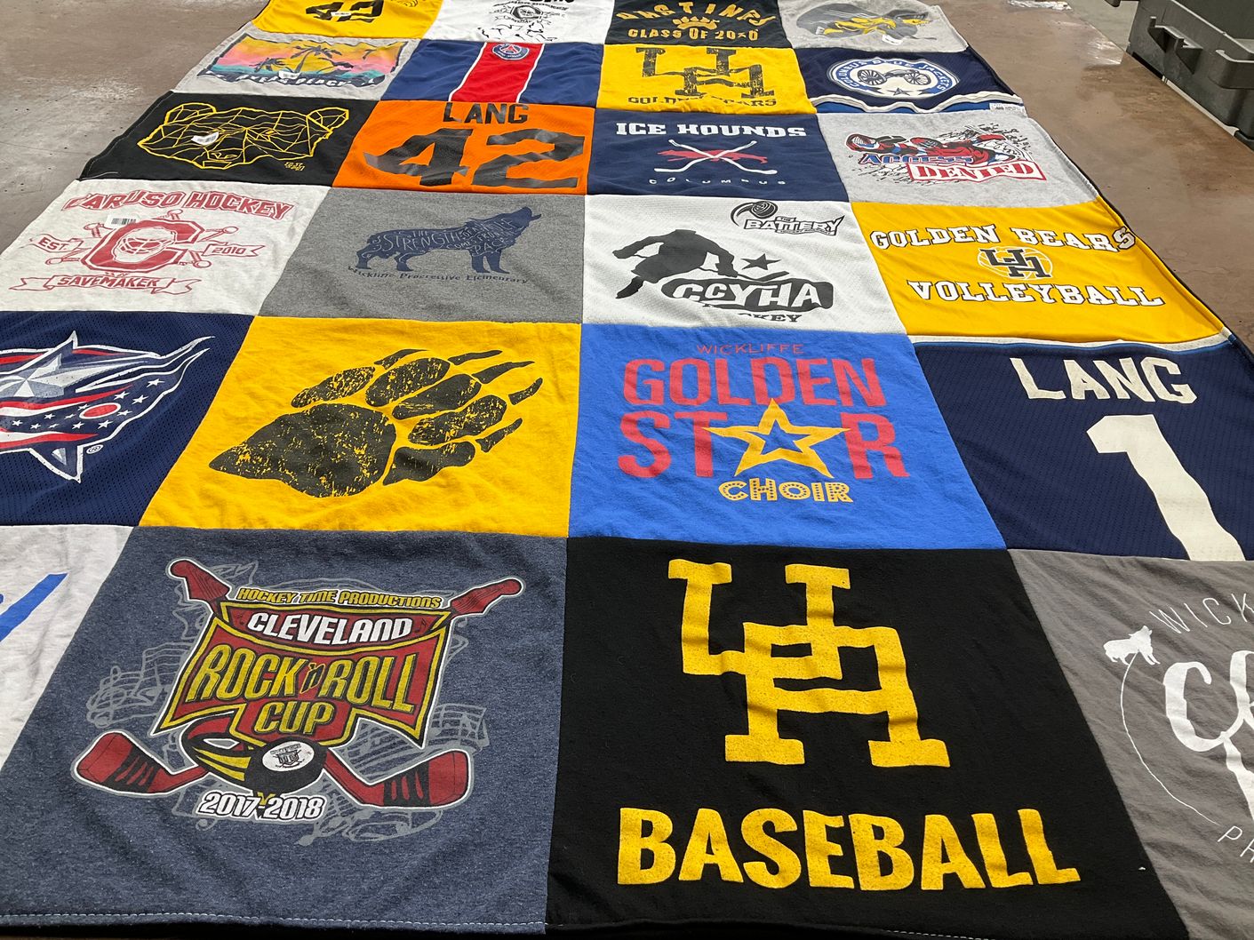 T-shirt quilt featuring hockey team by Sarah from OH