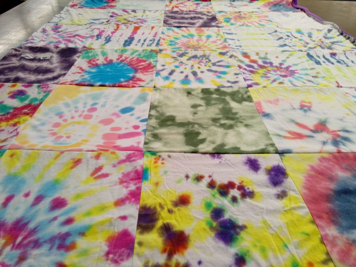 T-shirt quilt with dying techniques, tie dye themes by Kierstin from OH
