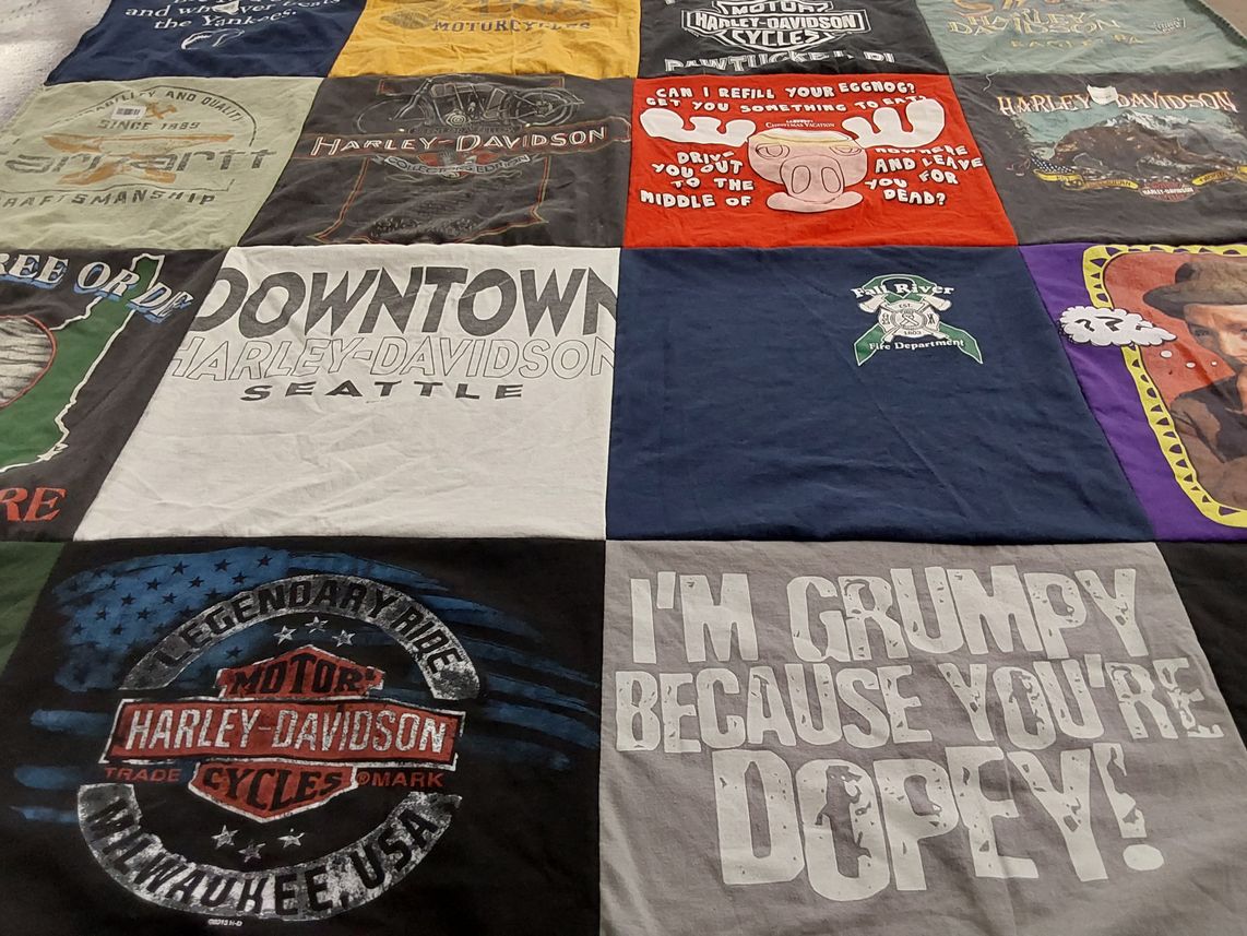 T-shirt quilt with motorcycles themes by Brigitte from MA