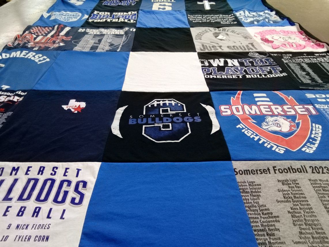 T-shirt quilt featuring somerset bulldogs by Kirby from TX