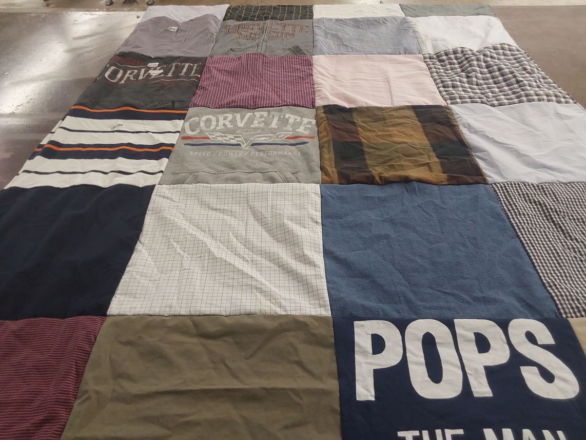 T-shirt quilt with cars themes