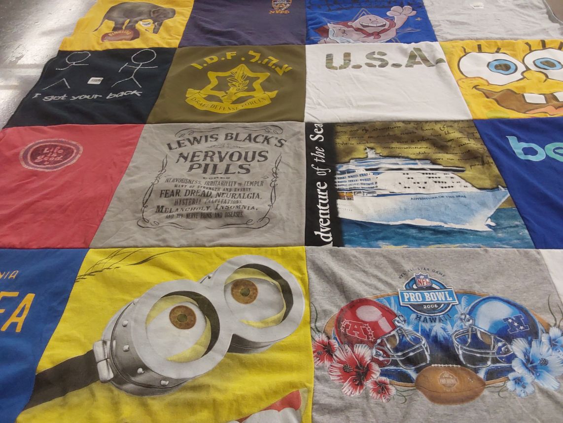 T-shirt quilt with comedy, cartoons themes by Rita from MD