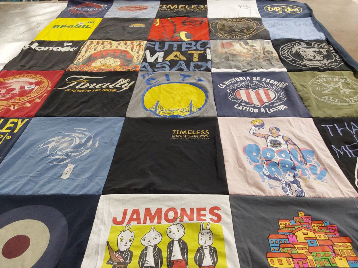 T-shirt quilt featuring golden state warriors by Sofia from MA