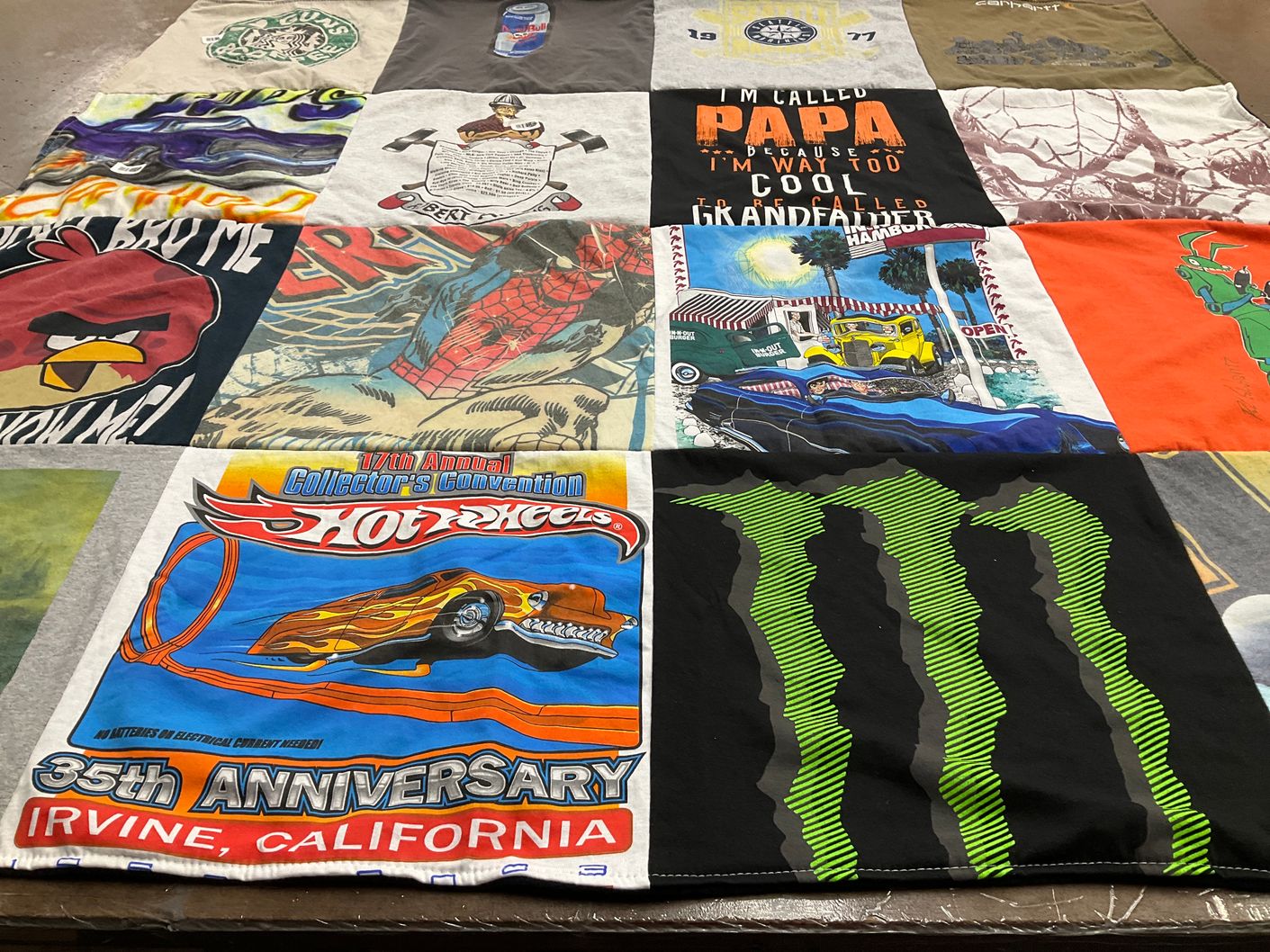 T-shirt quilt with cars, collecting themes by Arthur from WA