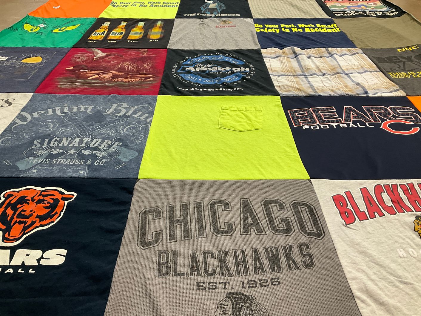 T-shirt quilt featuring chicago bears, chicago blackhawks by Kelly from IN