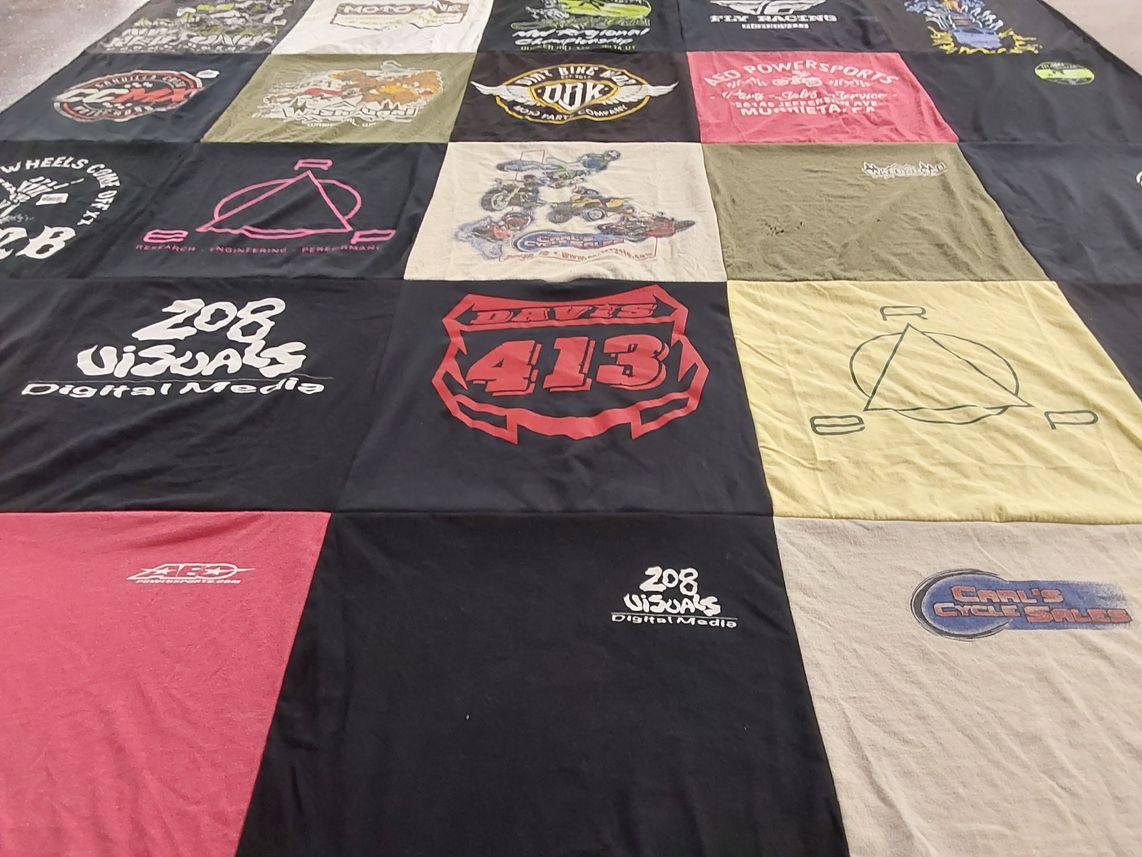 T-shirt quilt with motorsports, digital media themes by Jenifer from ID