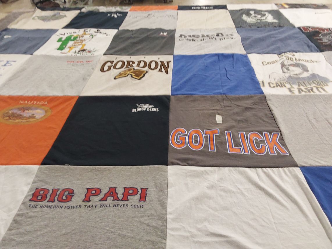 T-shirt quilt by Leslie from NC
