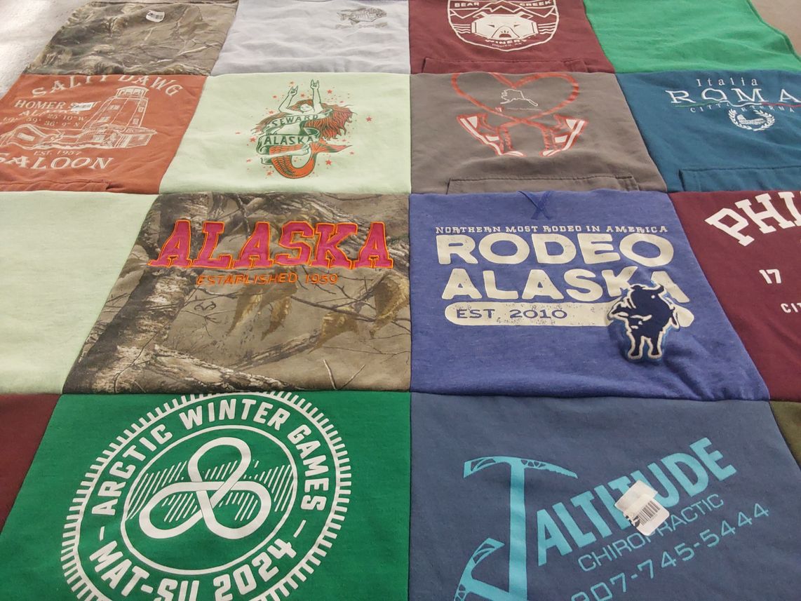 T-shirt quilt with outdoors, rodeo themes by Marion from AK