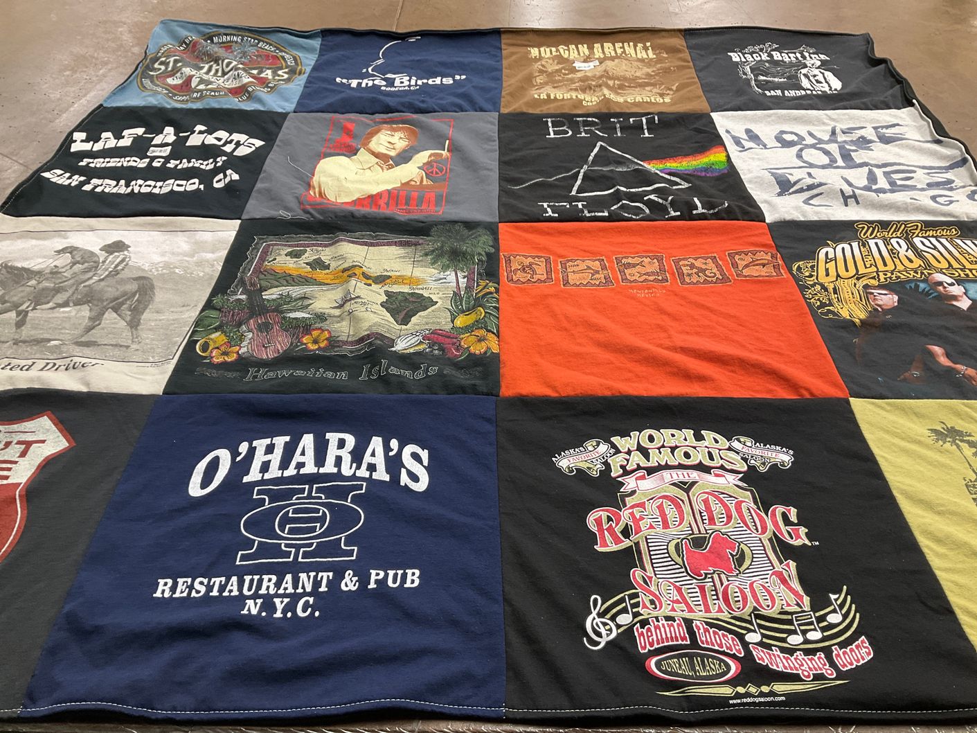 T-shirt quilt with restaurants, pubs themes by Leila from CA