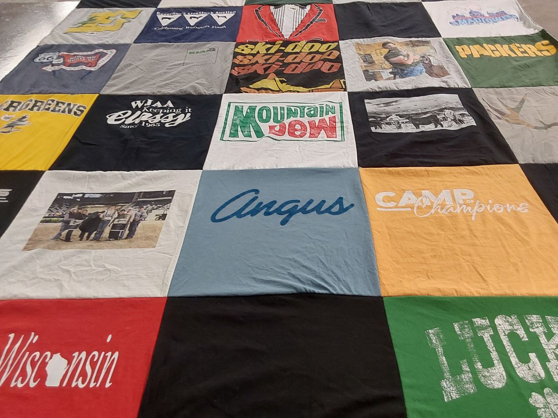 T-shirt quilt featuring green bay packers by Mis from WI