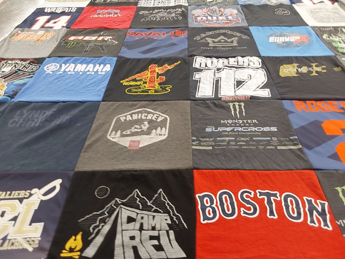 T-shirt quilt from lynde christian school by Stef from WA