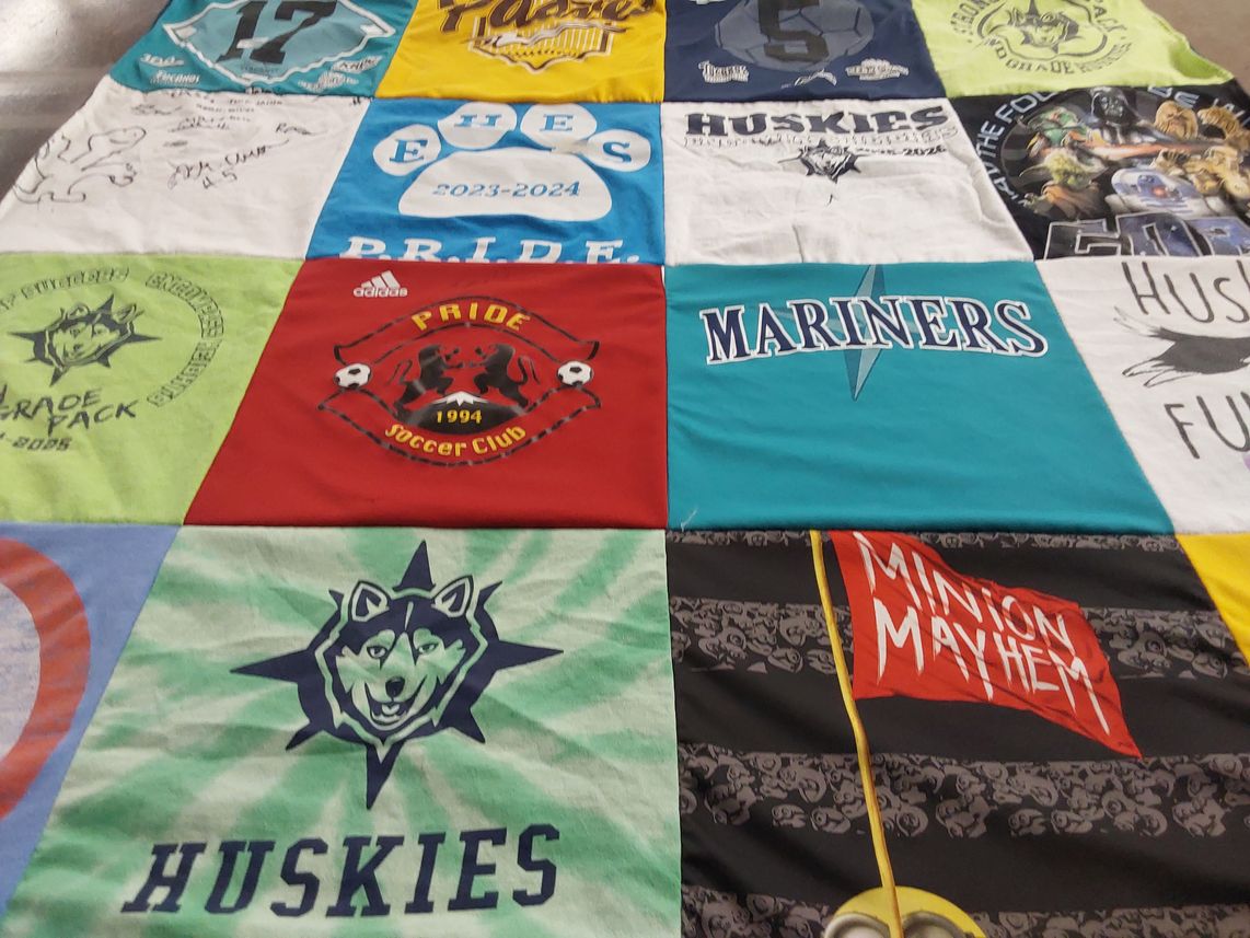 T-shirt quilt featuring huskies, mariners by Elizabeth from CO