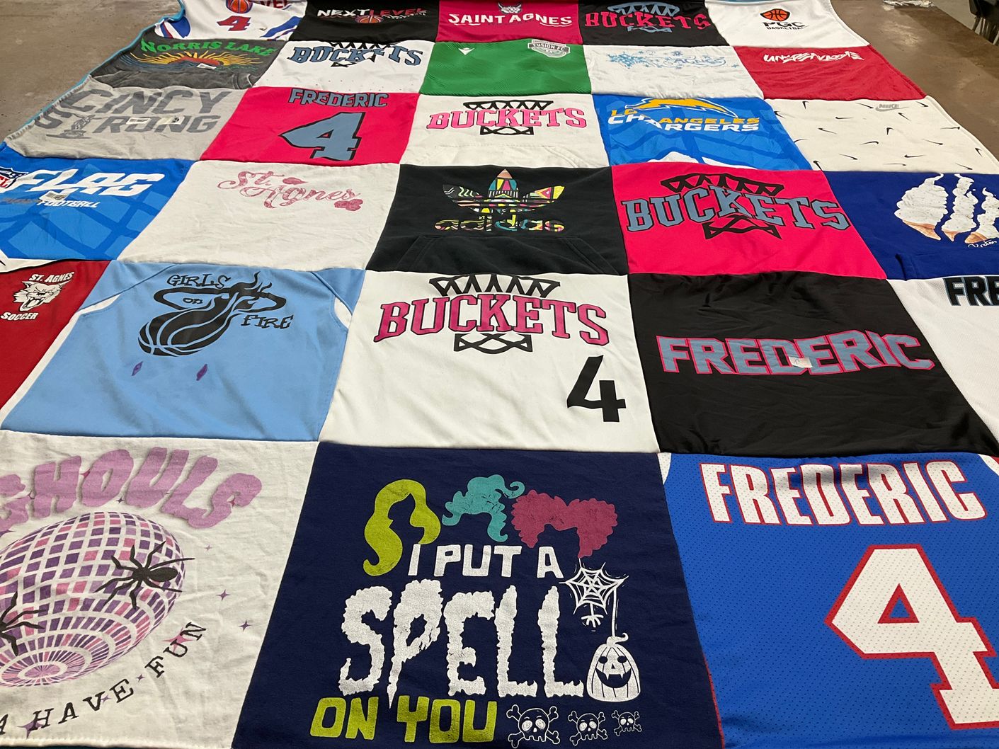 T-shirt quilt featuring buckets, chargers by Elizabeth from KY