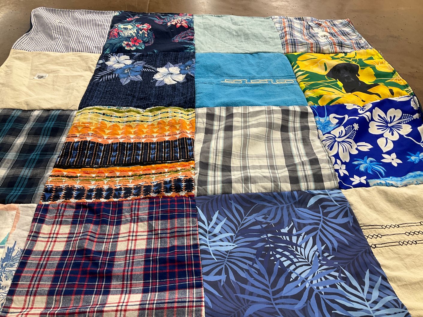 T-shirt quilt with floral patterns, tropical prints themes by Jessica from VT