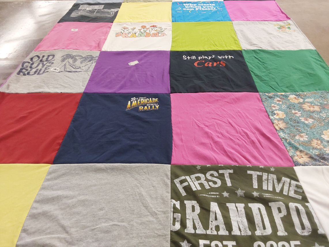T-shirt quilt with cars, automobiles themes by EILEEN from MA