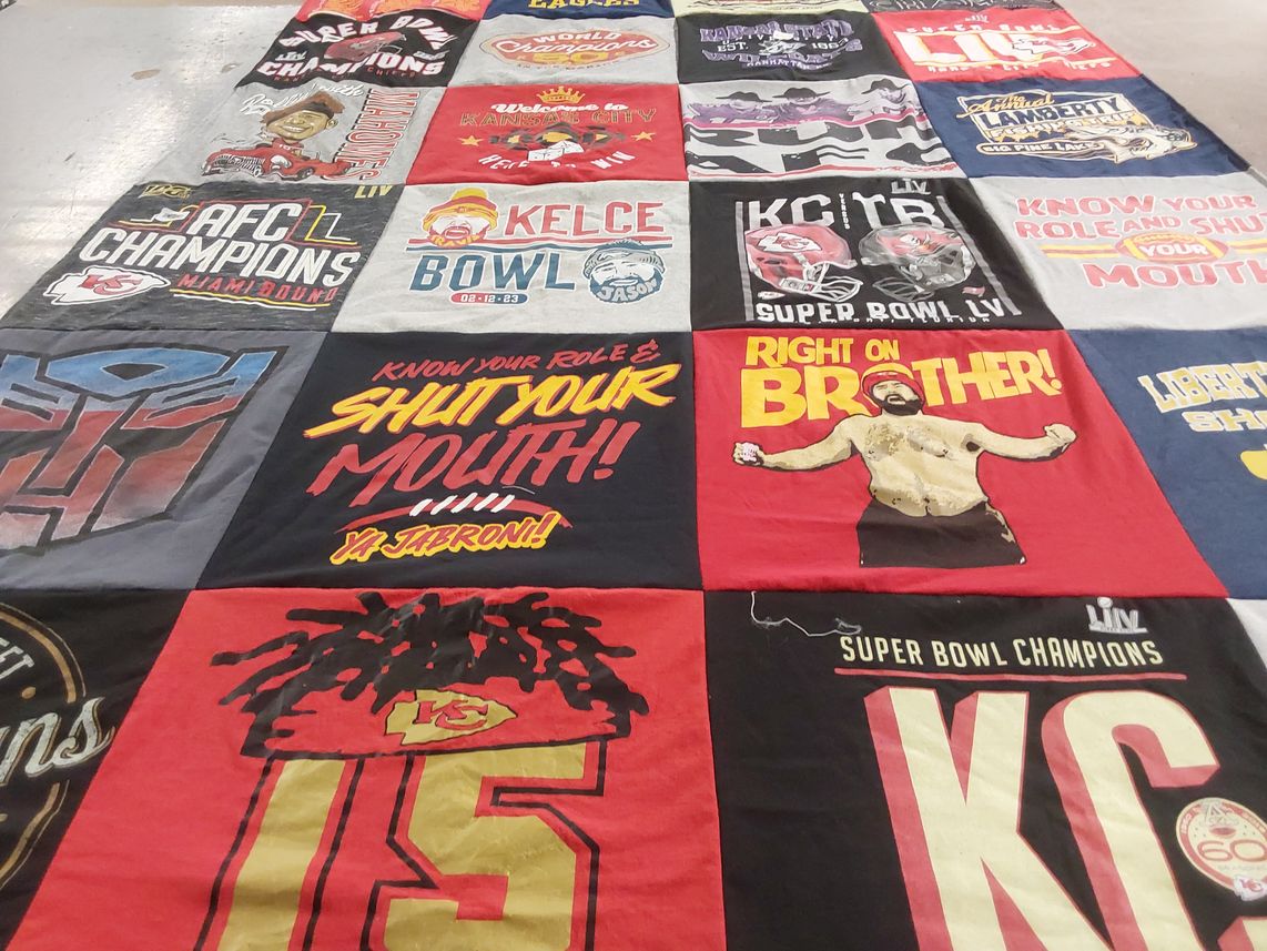 T-shirt quilt featuring kansas city chiefs by Trudy from MO