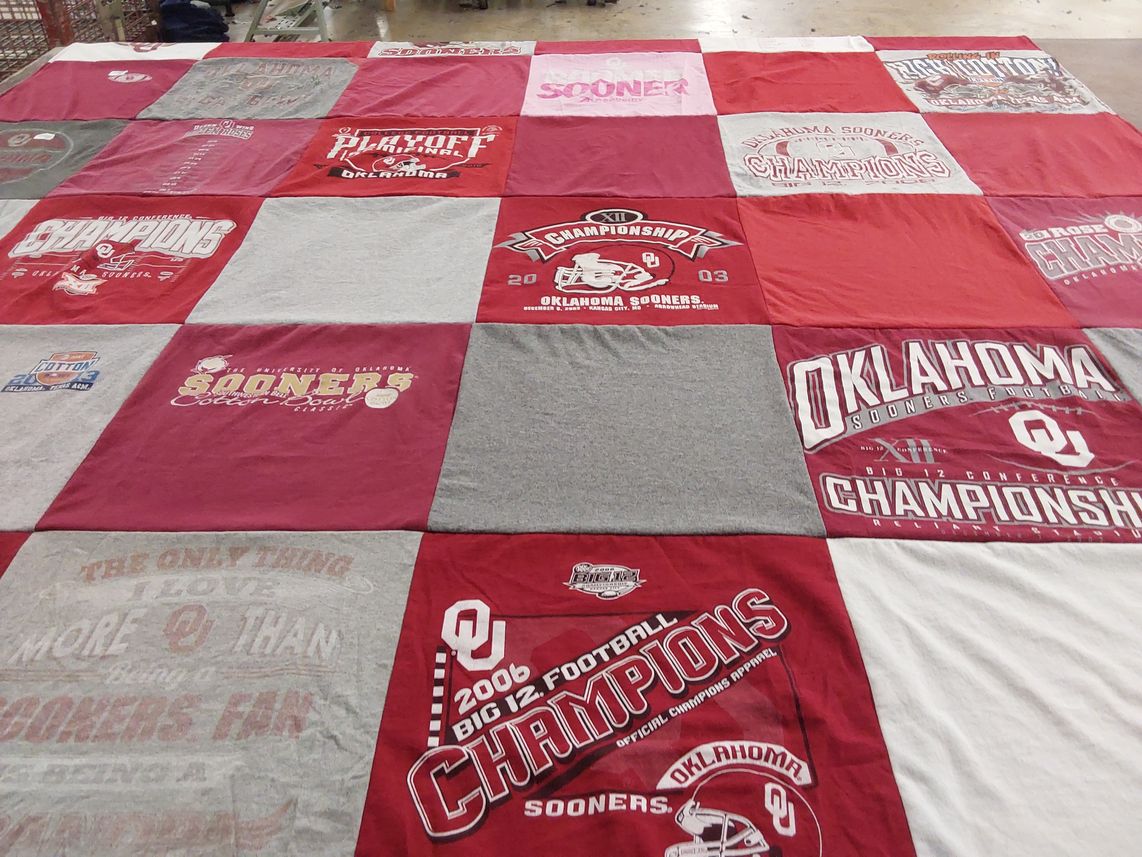 T-shirt quilt featuring oklahoma sooners football by Marsha from OK