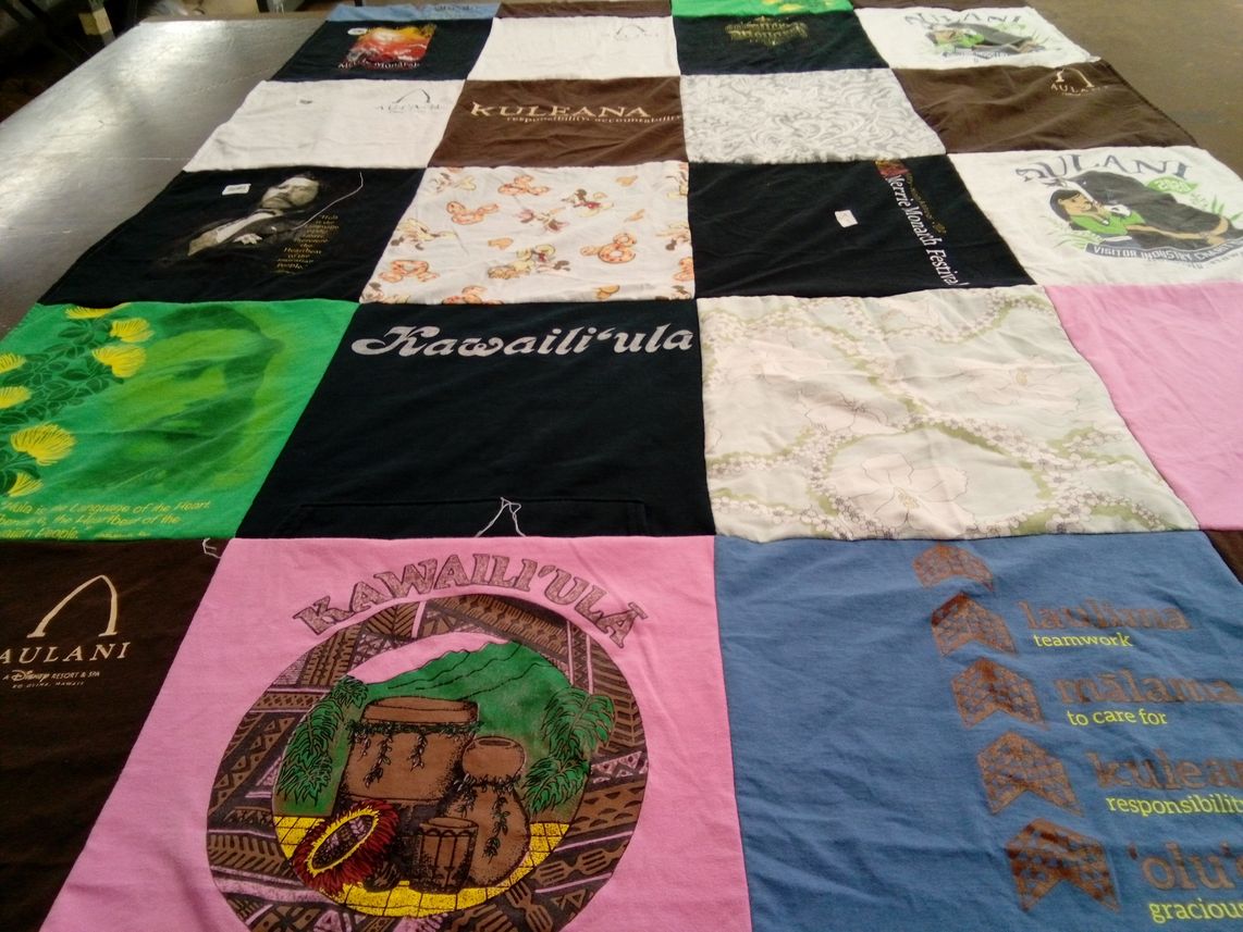 T-shirt quilt with hawaiian culture themes by Pua from HI