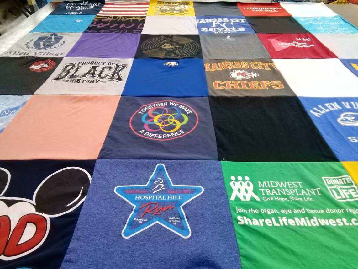 T-shirt quilt featuring kansas city royals, kansas city chiefs by Rose from MO