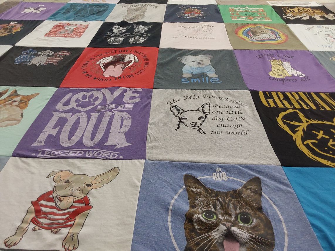 T-shirt quilt with animals, pets themes by teresa from NE