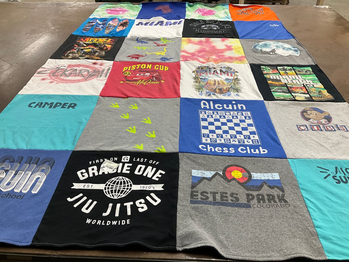 T-shirt quilt from alcuin school by Liz from TX
