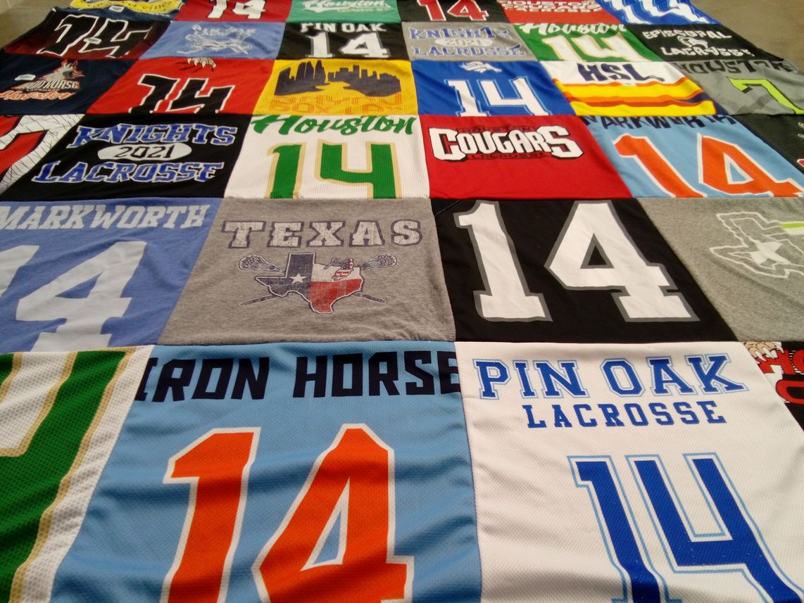 T-shirt quilt featuring cougars by Rachel from TX