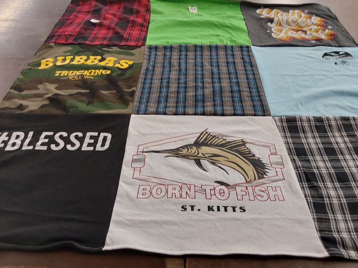 T-shirt quilt with fishing themes by Jamie from WA