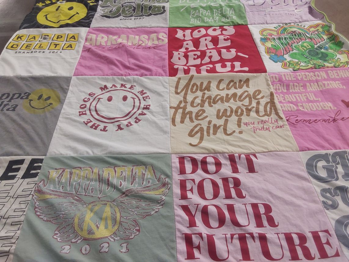 T-shirt quilt from university of arkansas by Joanna from TX