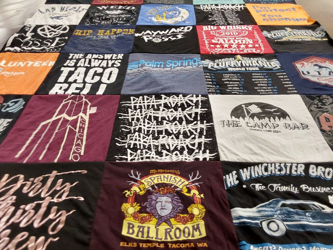 T-shirt quilt with food, comedy themes by Charlotte from WA