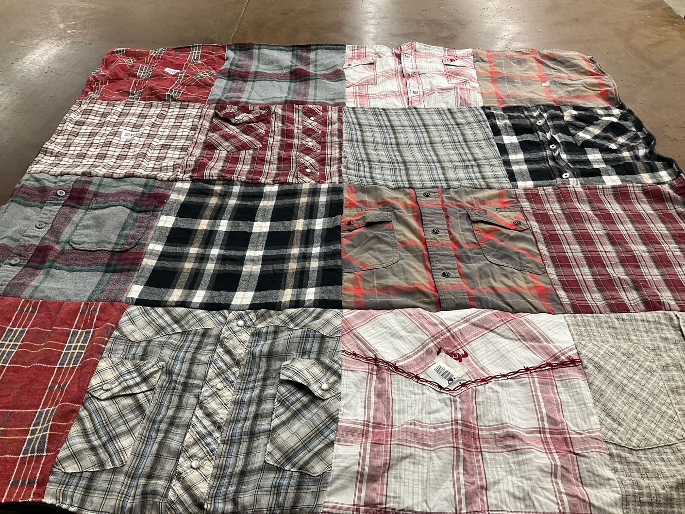 T-shirt quilt by Dee from IA