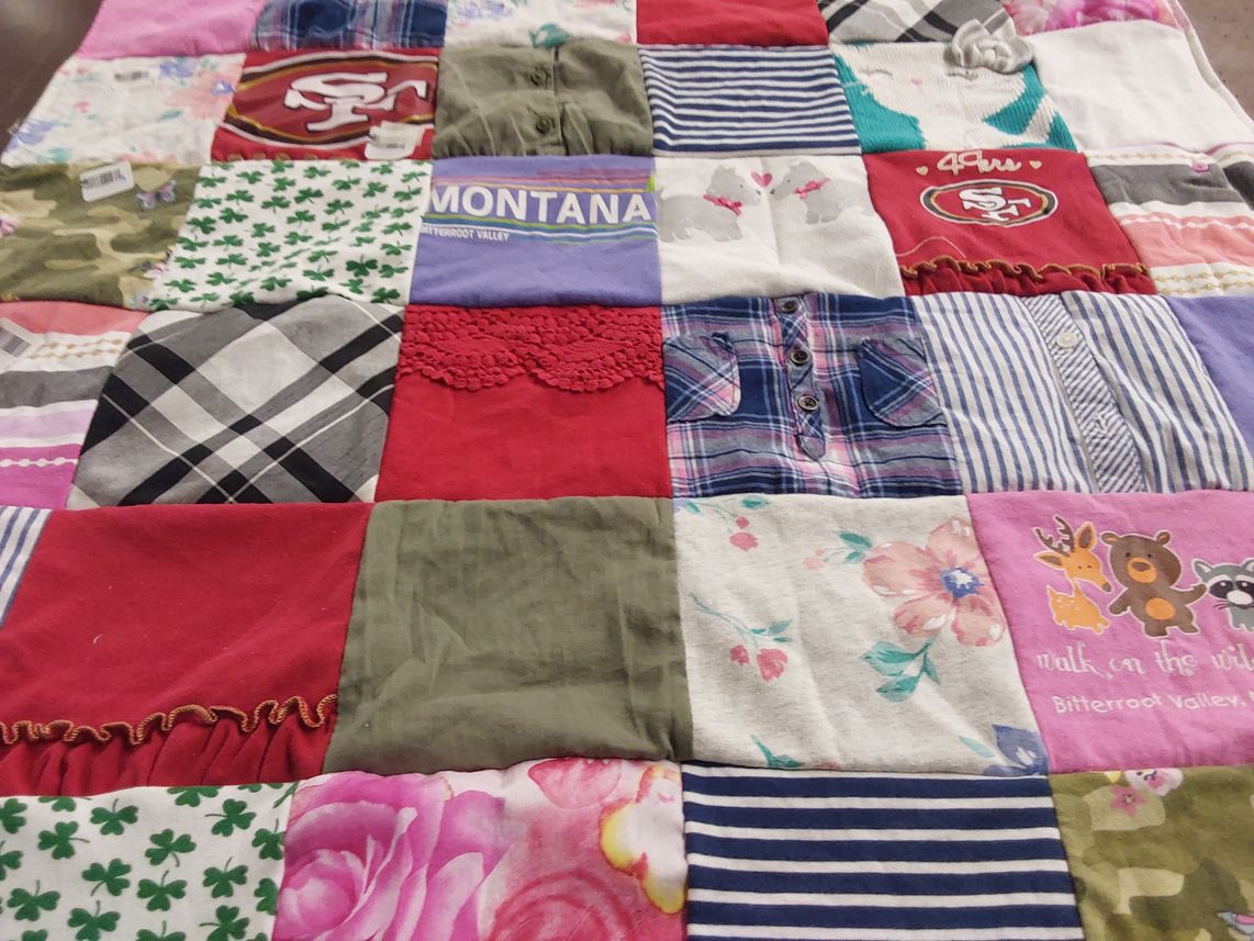 T-shirt quilt featuring san francisco 49ers by Christine from MT