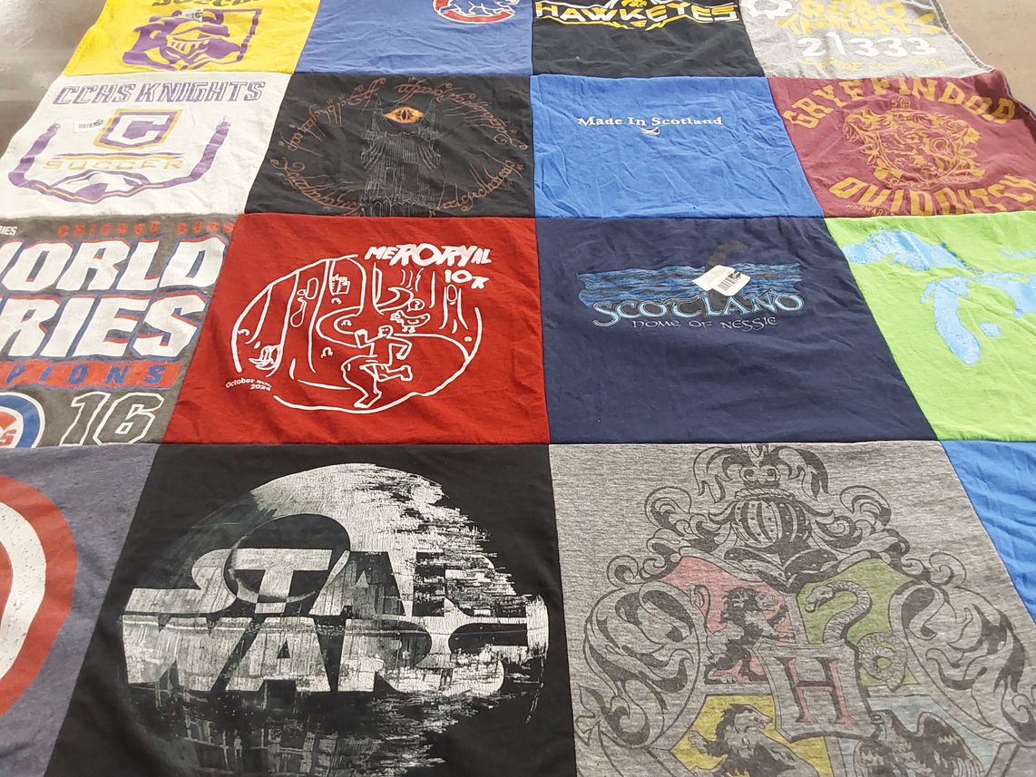 T-shirt quilt featuring chicago cubs by Kerri from IL