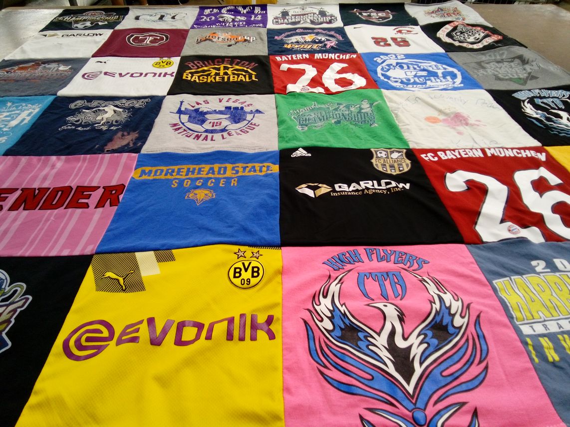 T-shirt quilt featuring fc bayern munchen, high flyers by Neely from WV