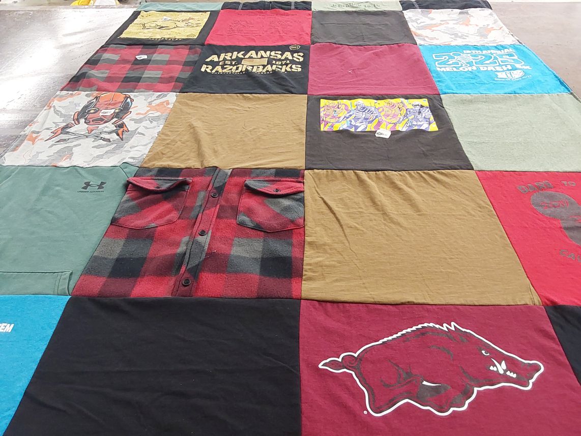 T-shirt quilt featuring arkansas razorbacks by Anglee from AR