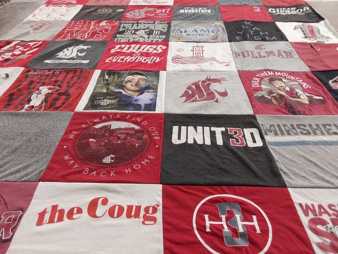 T-shirt quilt featuring washington state cougars by Rachelle from WA