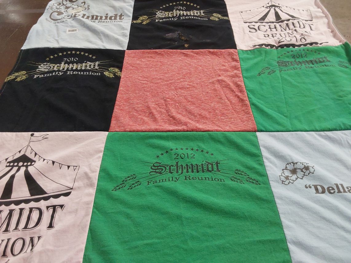 T-shirt quilt with family gatherings, reunions themes by Christi from MO